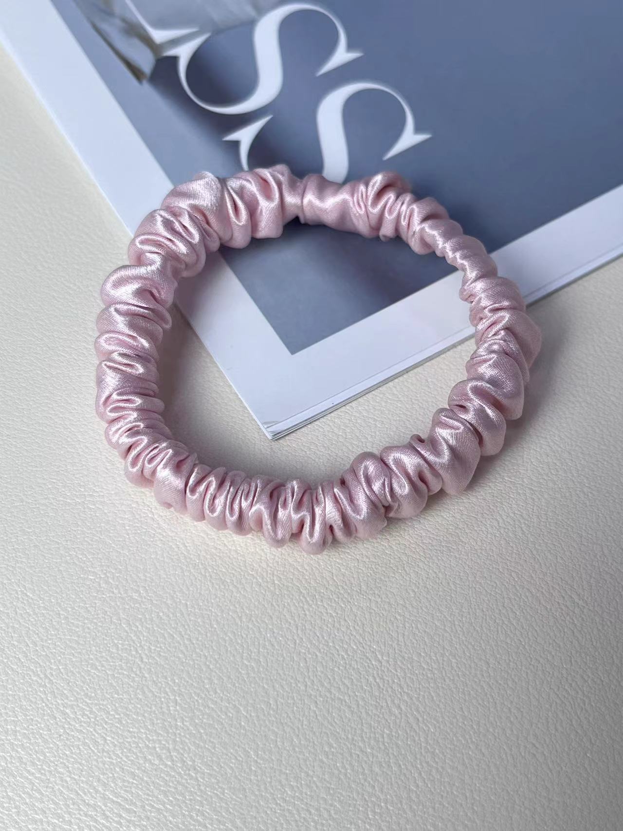 Silk Little Hair Ring Silk Satin Large Intestine Ring Does Not Hurt Traceless Hair Rope